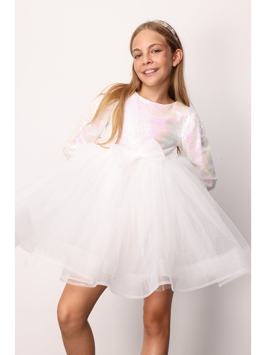 Beyaz Pullu Grenli Fiyonk Detaylı Kız Çocuk Elbise - Irene-2