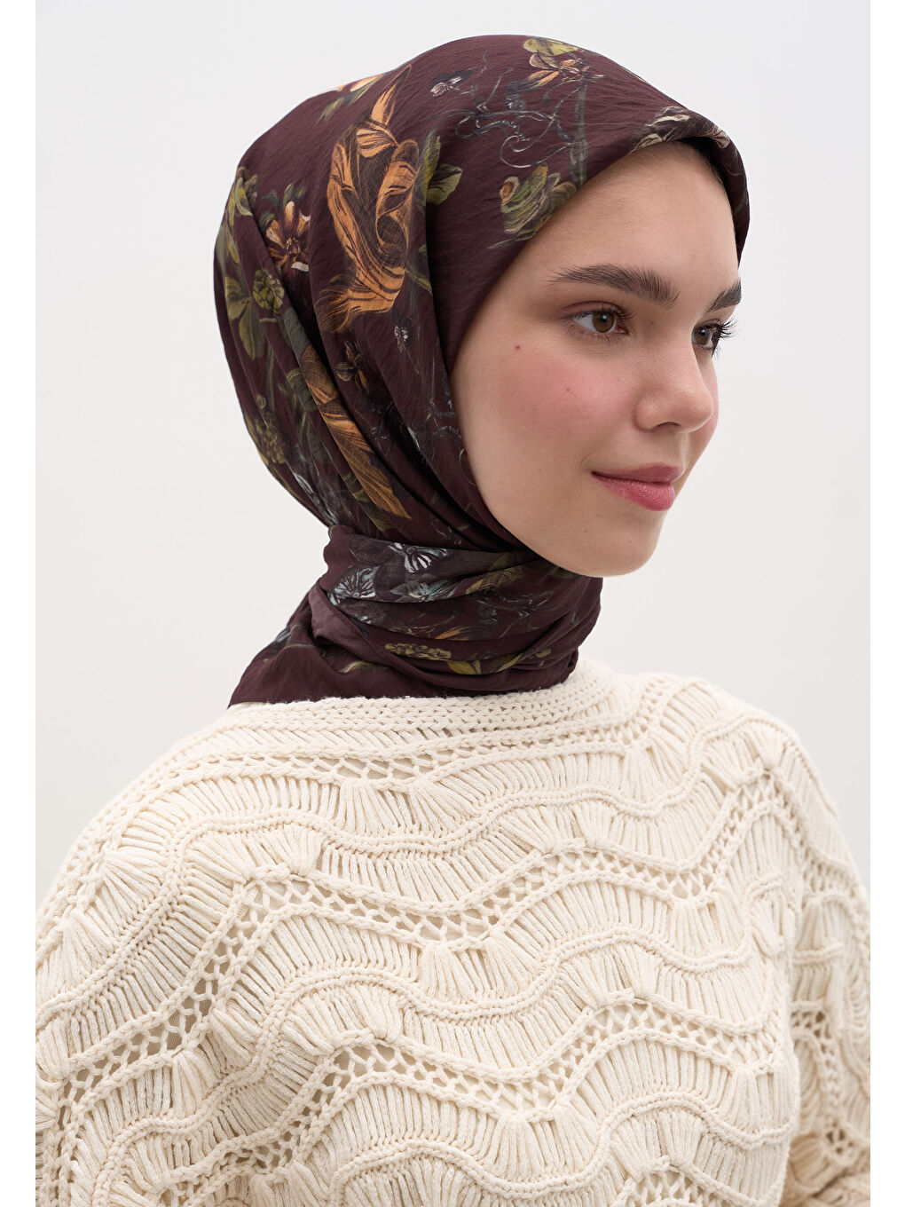 Gısele Desen Pamuklu Viskon Eşarp Bordo-2