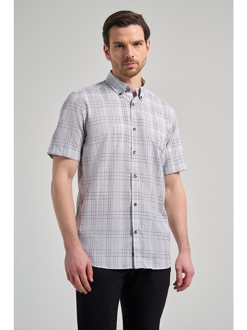 Gri Kısa Kol Ekose Desen Bez Ayağı Düğmeli Yaka Cepli Pamuklu Classic Comfort Fit Gömlek 1004250162