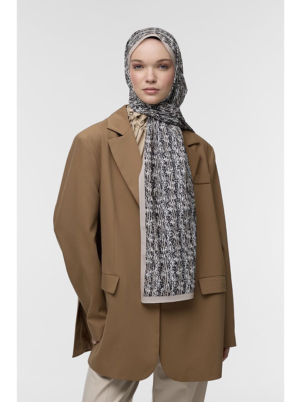 Siyah Daily Print Şal Dapper Desenli-1