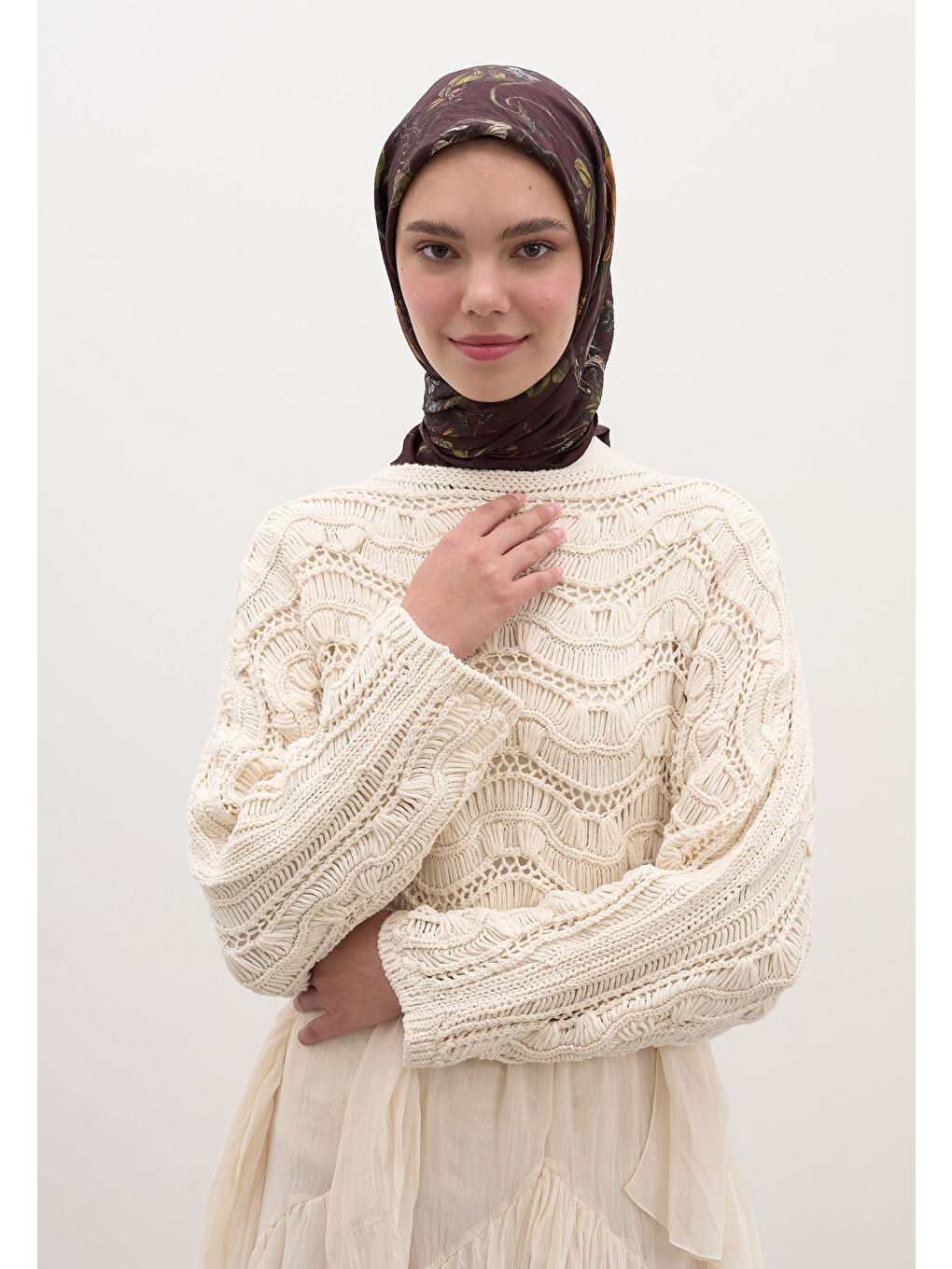 Gısele Desen Pamuklu Viskon Eşarp Bordo-3