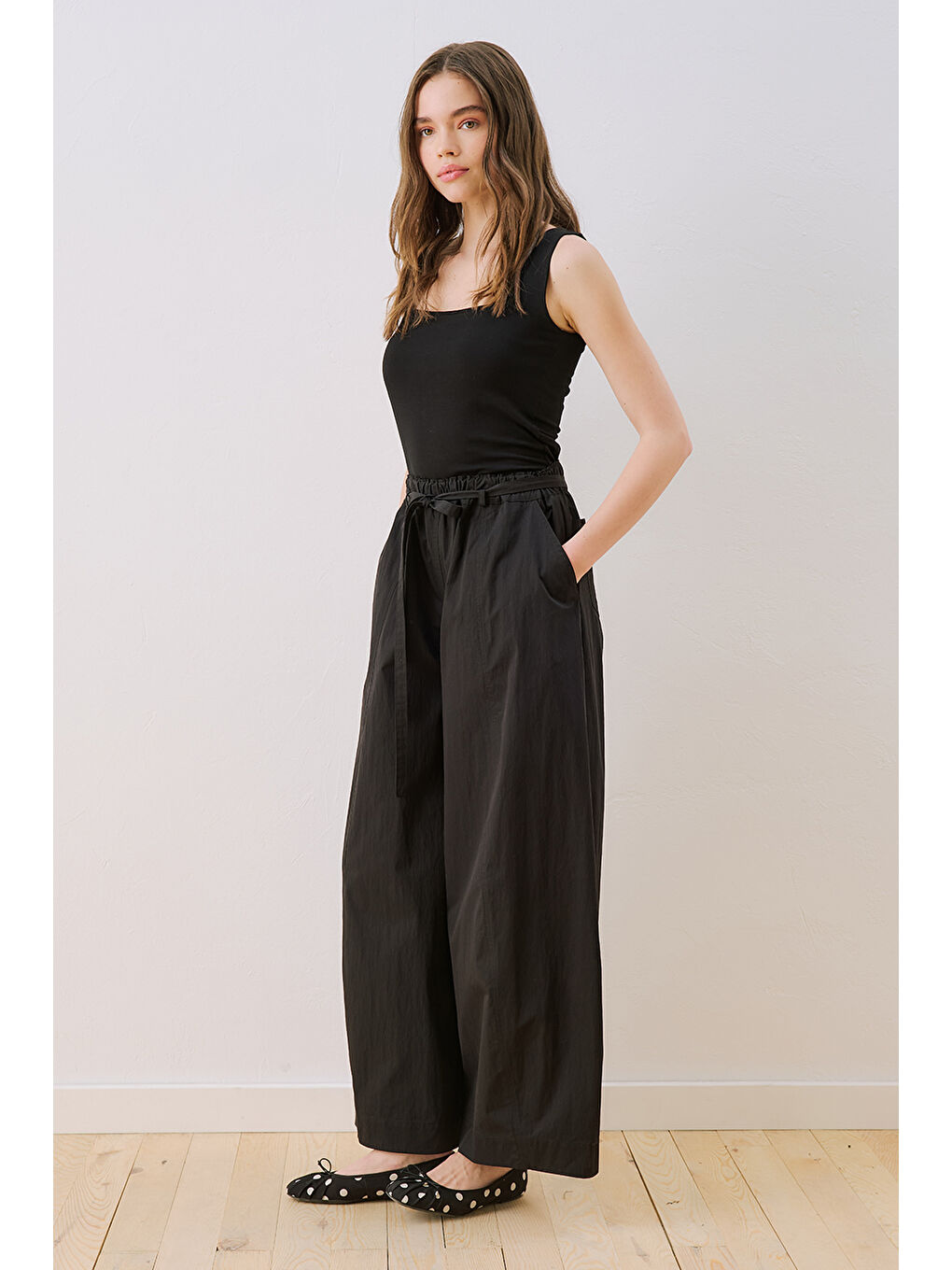 Lastikli Bel Barrel Pantolon Siyah-3