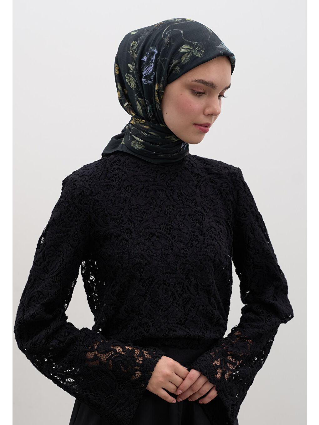 Gısele Desen Pamuklu Viskon Eşarp Koyu Yeşil