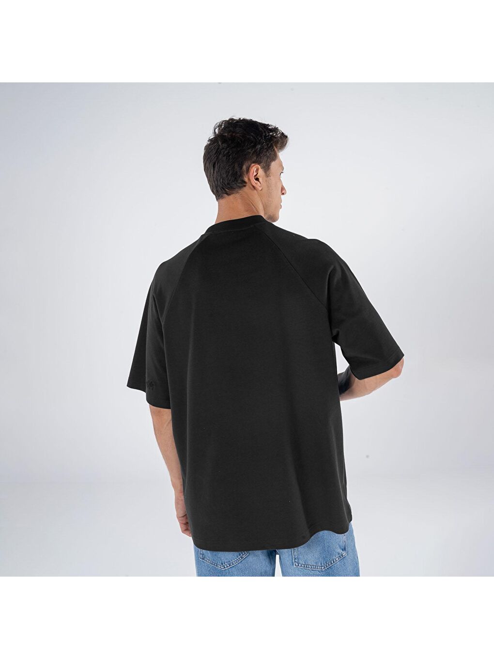 Pina Erkek Siyah %100 Koton Bisiklet Yaka Oversize Tişört-1