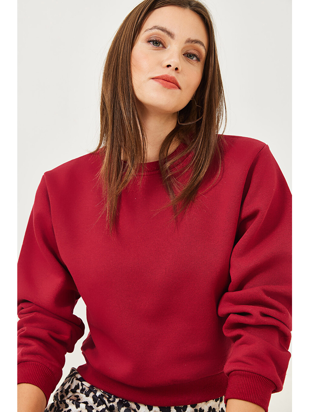 Bordo Kadın Bisiklet Yaka Şardonlu Basic Crop Sweatshirt-1