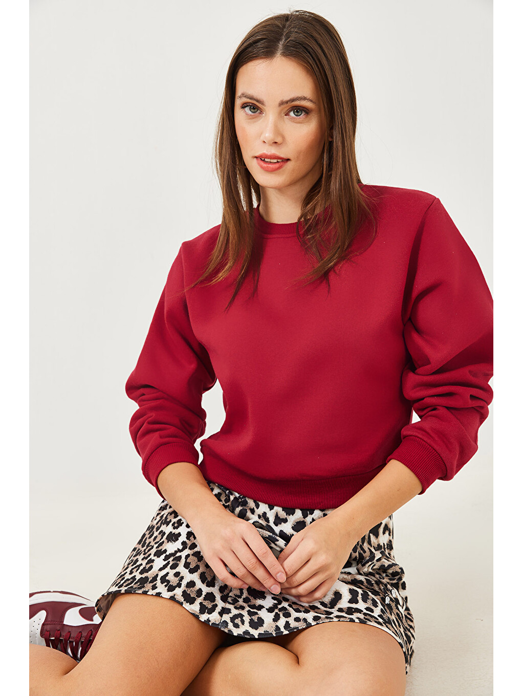 Bordo Kadın Bisiklet Yaka Şardonlu Basic Crop Sweatshirt-5