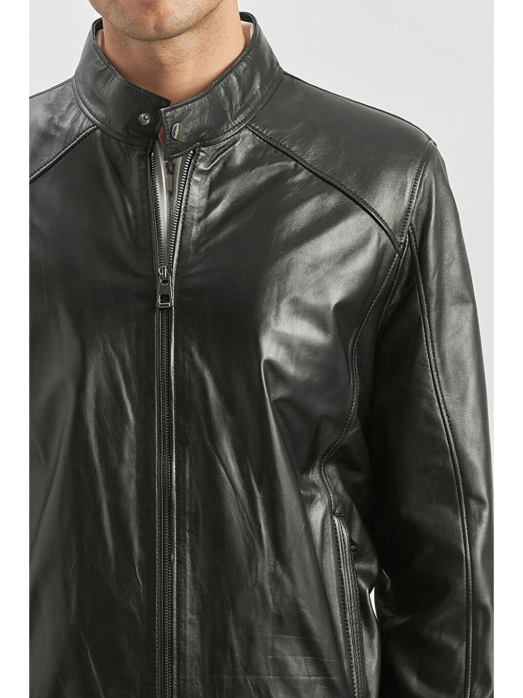 Siyah Hakiki Deri Dik Yaka Astarlı Slim Fit Dar Kesim Casual Deri Mont 1038235153-2