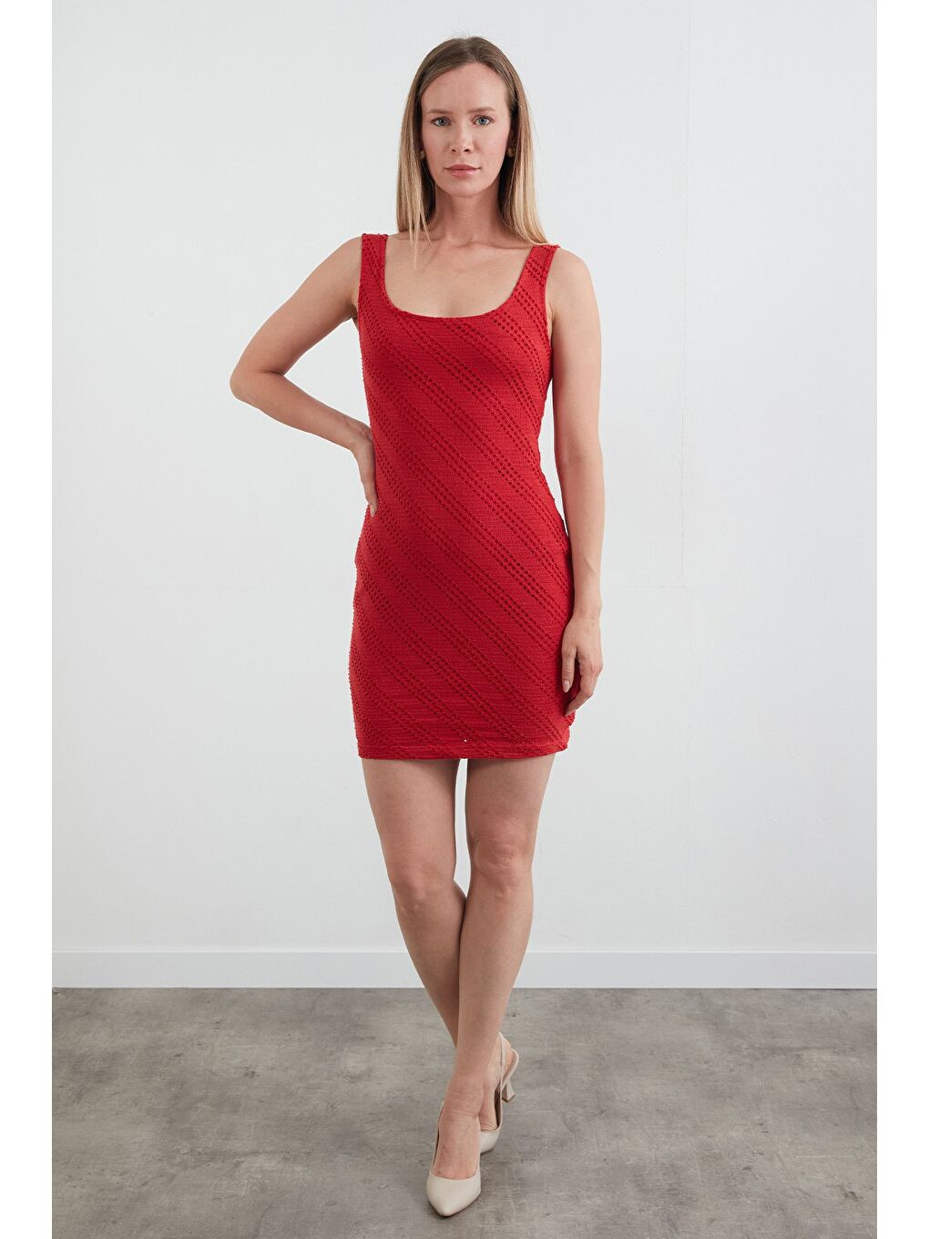 Kırmızı Kalın Askılı Triko Elbise-1