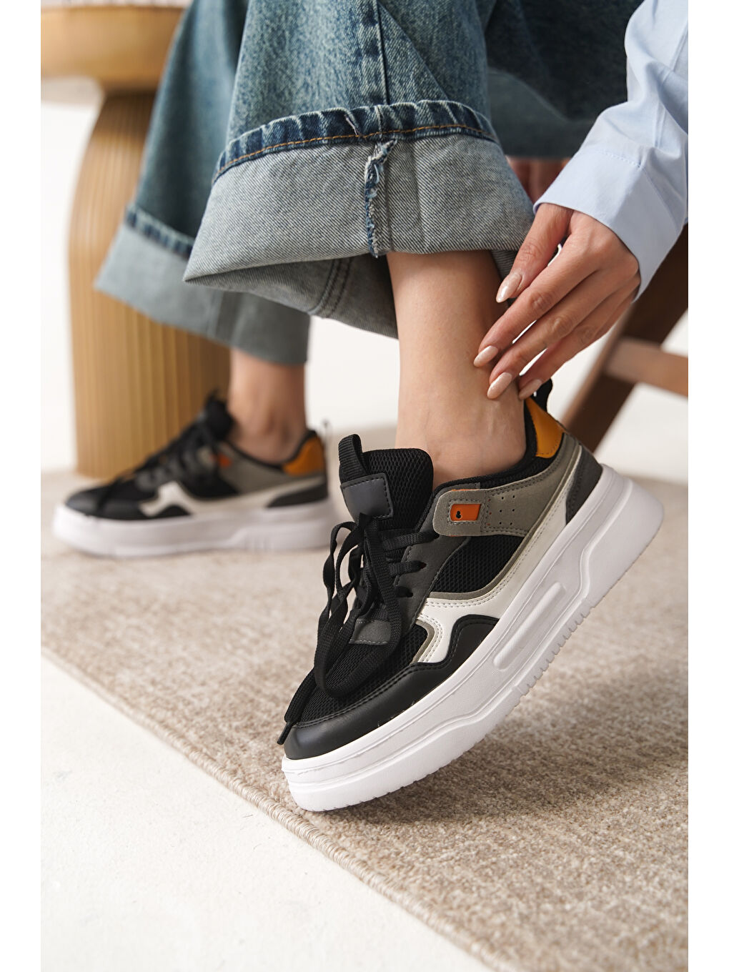 Daxtors Siyah D2451 Günlük Ortopedik Kadın Sneaker Spor Ayakkabı - 1