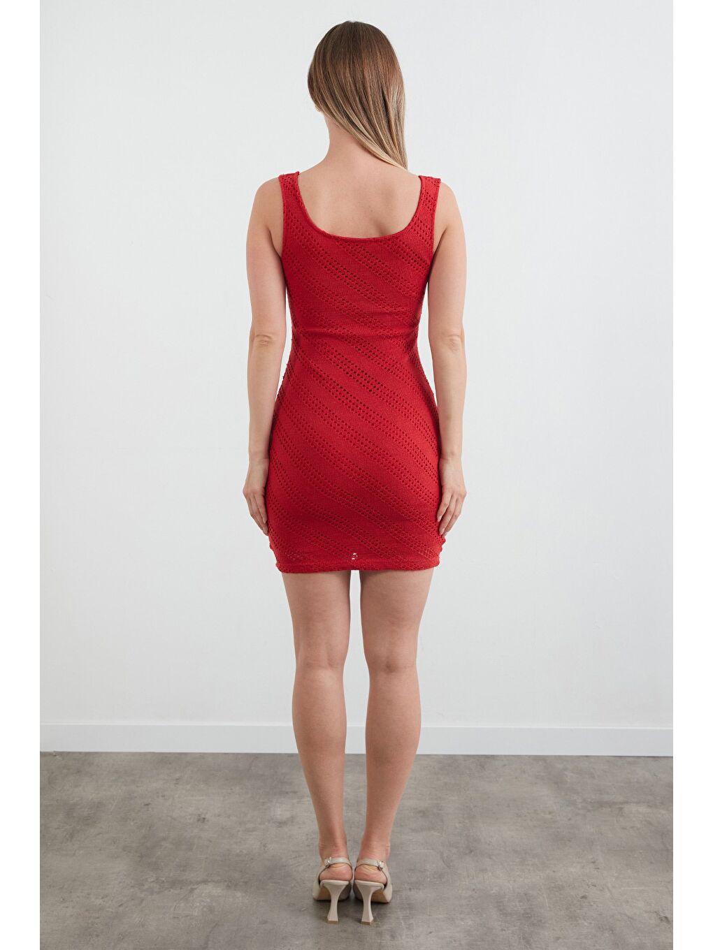 Kırmızı Kalın Askılı Triko Elbise-3