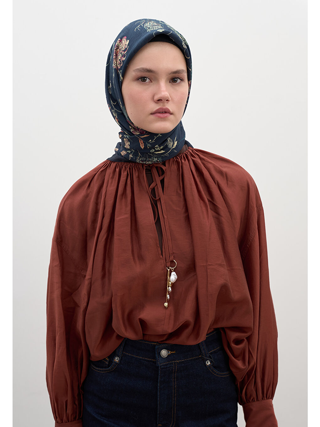 Jenephıe Desen Pamuklu Viskon Eşarp Lacivert-1