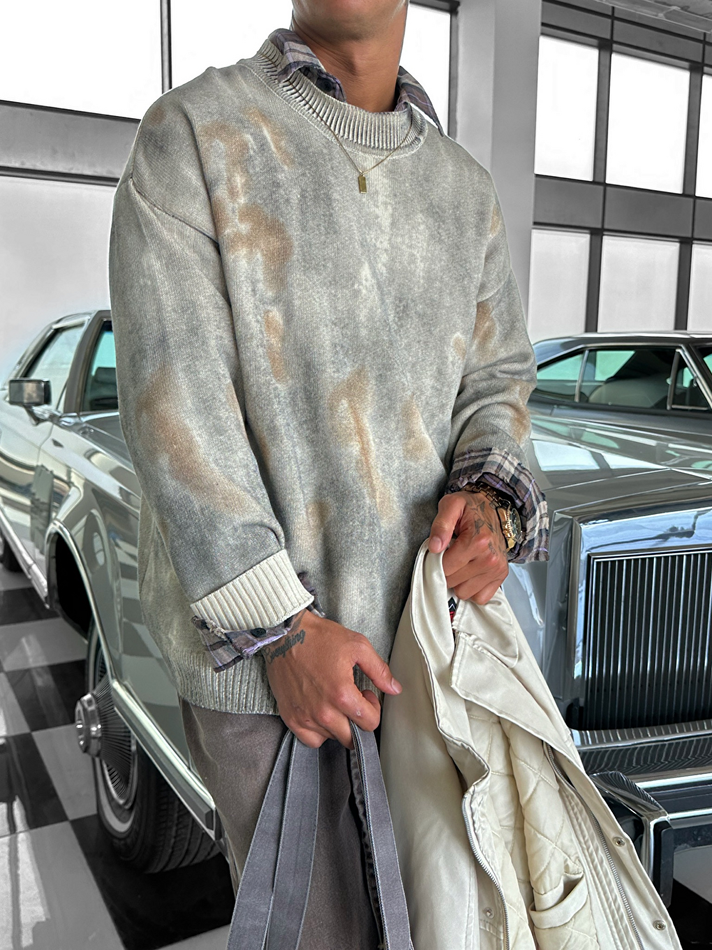 Erkek Oversize Boyama Desenli Triko Kazak Gri-4