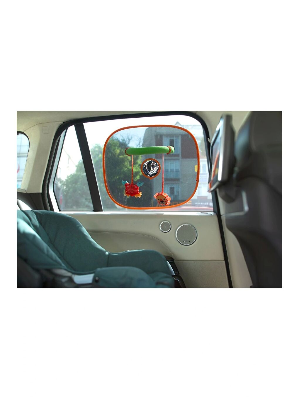 Figürlü Oto Yan Cam Güneşliği-3