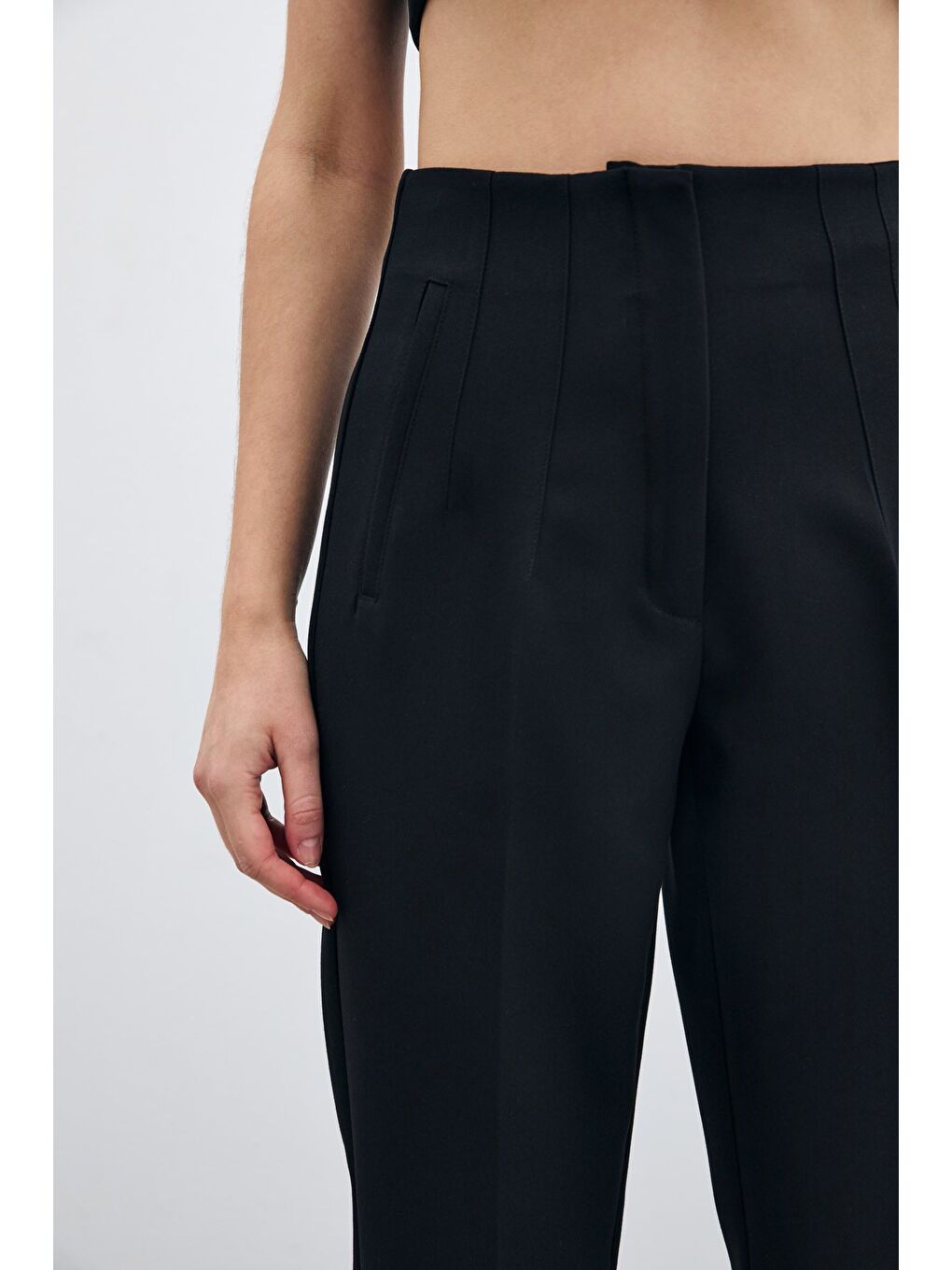 Yüksek Bel Pensli Pantolon - Siyah-3