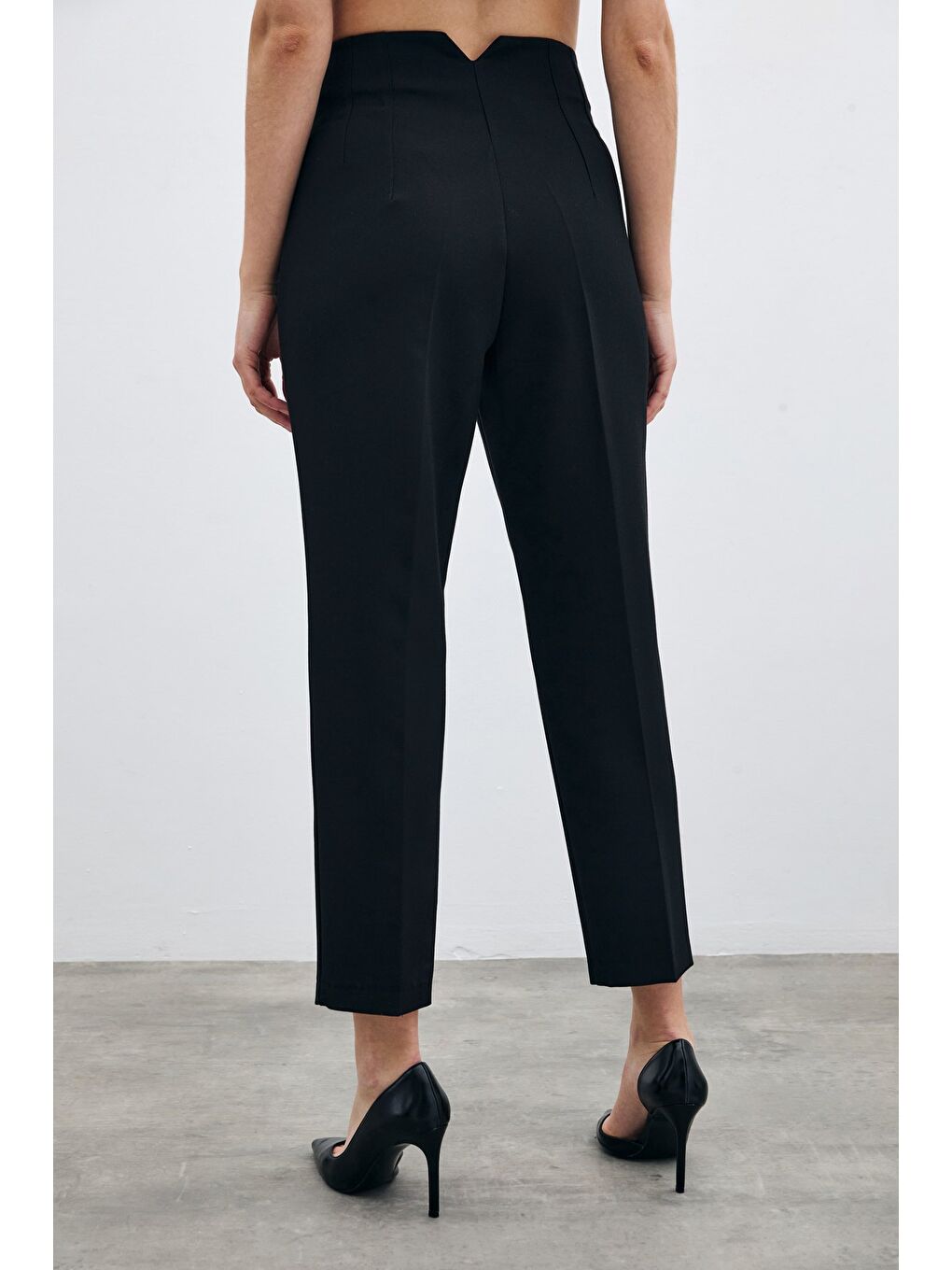 Yüksek Bel Pensli Pantolon - Siyah-4