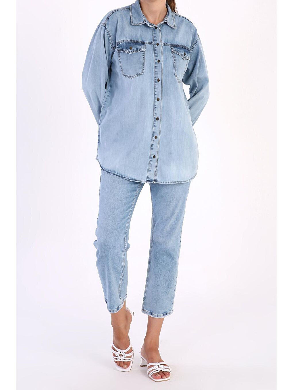 Açık Mavi Cepli Denim Gömlek-1