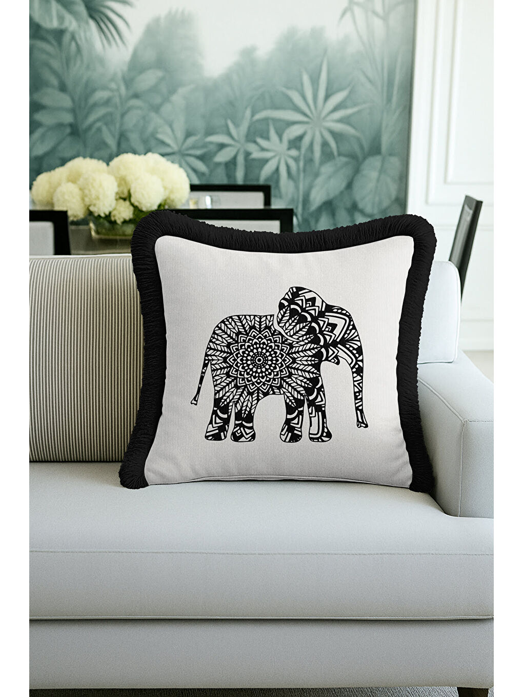Karışık Mandala Fil Motifli Saçaklı Yastık Kılıfı - Bohem Siyah Beyaz Püsküllü Kırlent Kılıfı-4