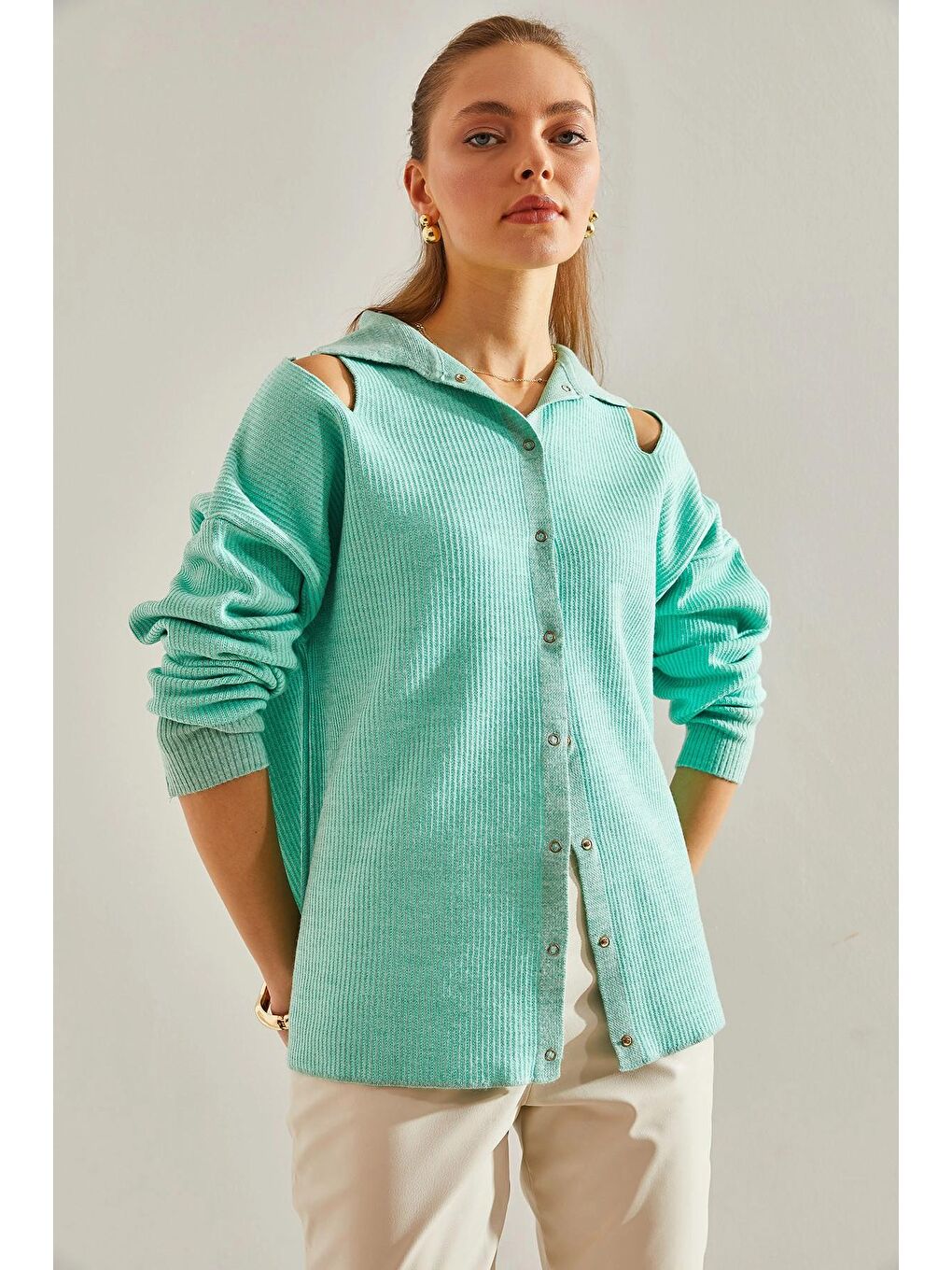 Turkuaz Kadın Omuz Dekolteli Yakalı Triko Hırka