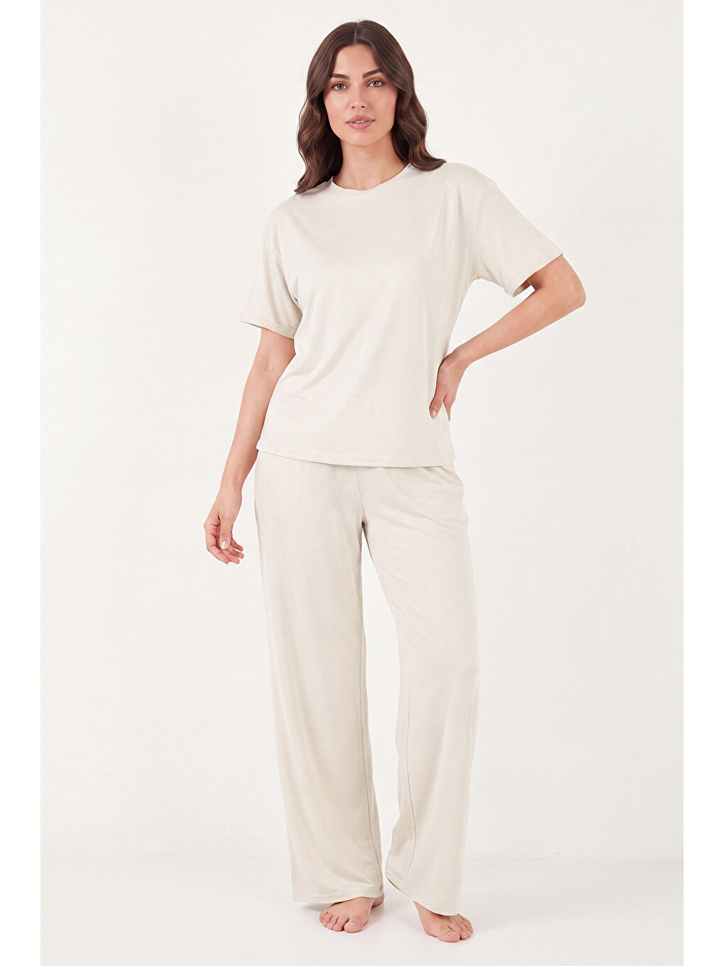 Ekru Yumuşak Dokulu Bisiklet Yaka Lastikli Bel Kısa Kollu Kadın Pijama Takımı 65720102-1