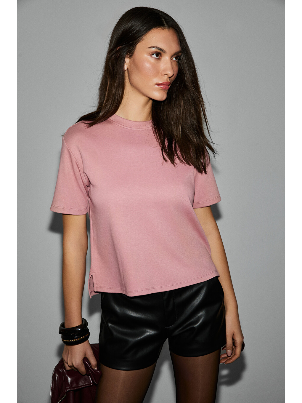 Pembe COLENA Kadın Organik Pamuklu Bisiklet Yaka Oversize Fit Kısa Kollu PEMBE T-Shirt-1