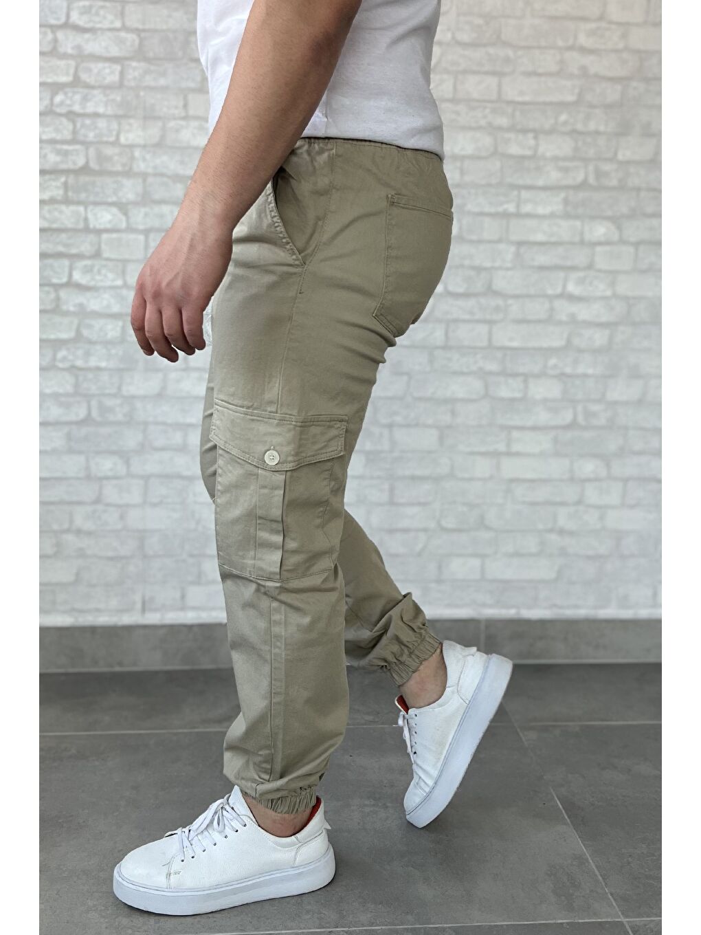 Yeşil Bel Ve Paça Lastikli Kargo Cep Gabardin Erkek Pantolon-1