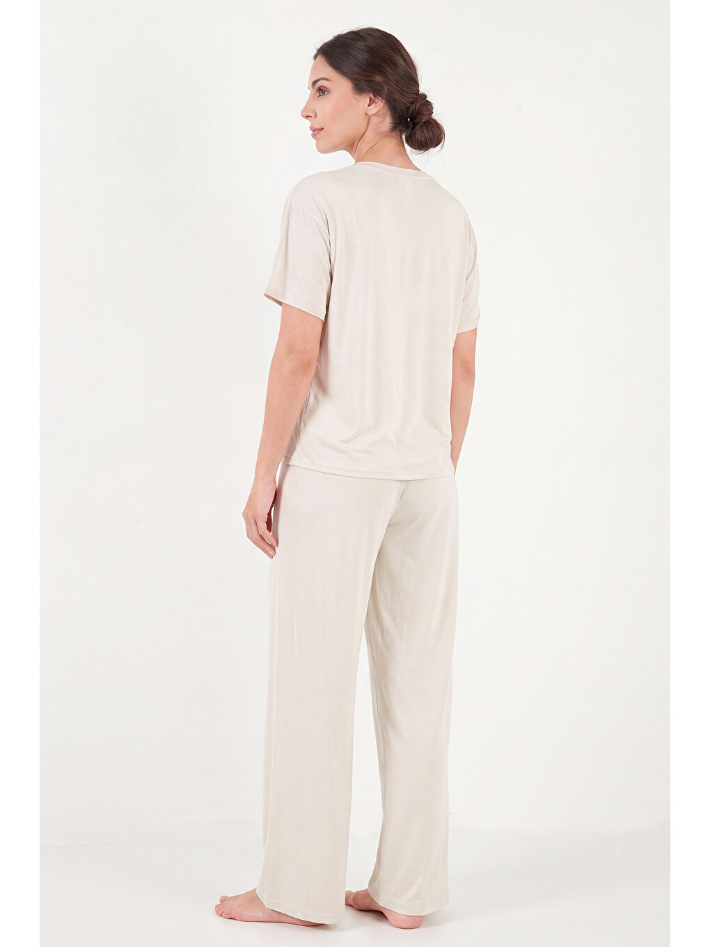Ekru Yumuşak Dokulu Bisiklet Yaka Lastikli Bel Kısa Kollu Kadın Pijama Takımı 65720102-6
