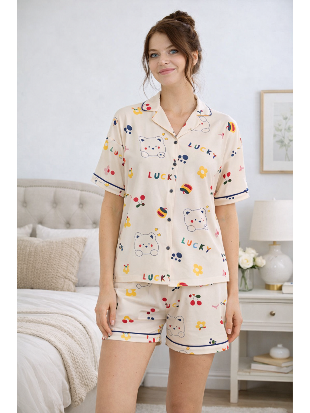 Ekru PREMIUM Kadın Viskon/Bambu Yüksek Kaliteli Gömlek Yaka Düğmeli Biyeli Esnek Şortlu Pijama Takımı-1