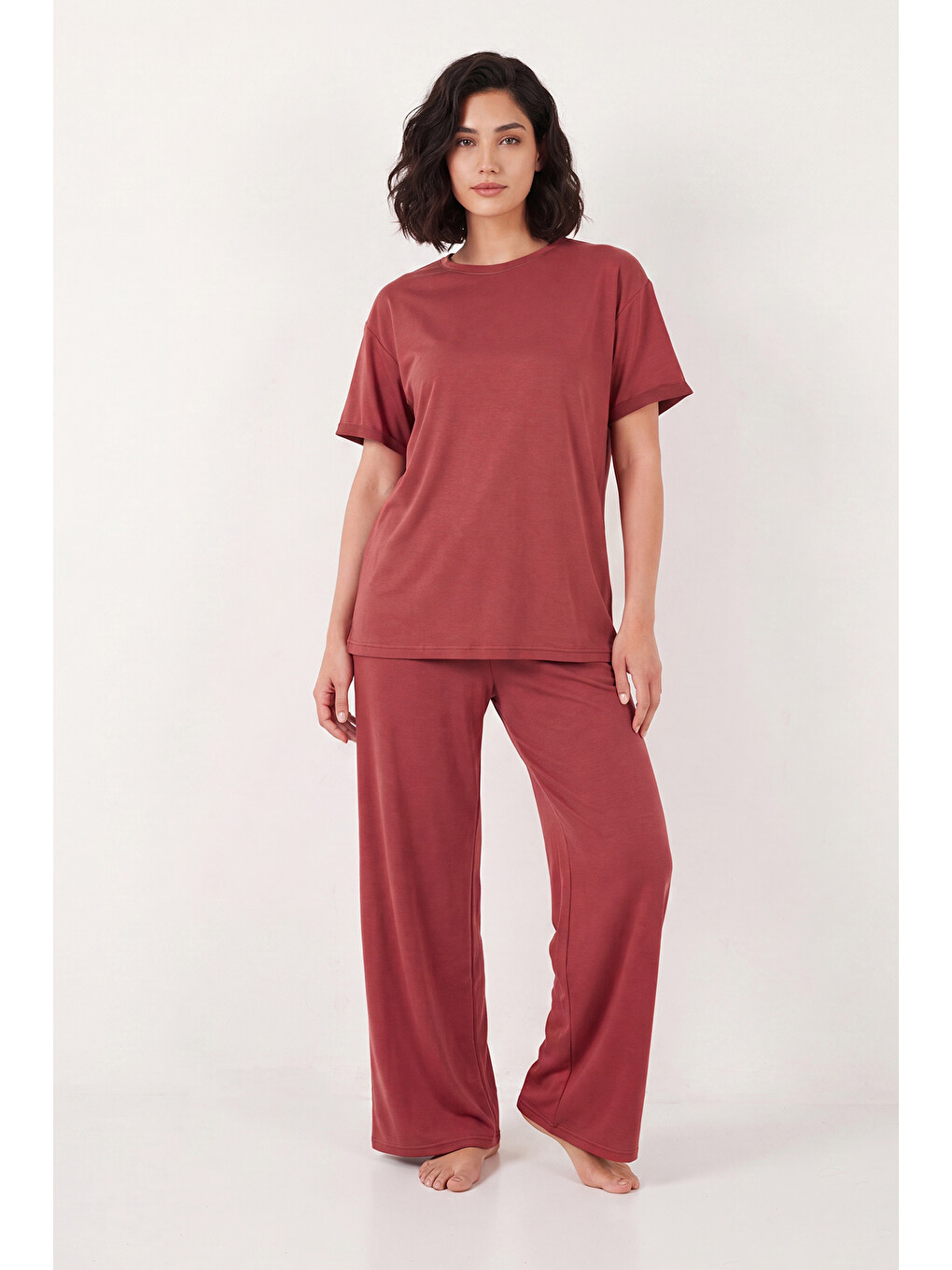 Kahverengi Yumuşak Dokulu Bisiklet Yaka Lastikli Bel Kısa Kollu Kadın Pijama Takımı 65720102-1