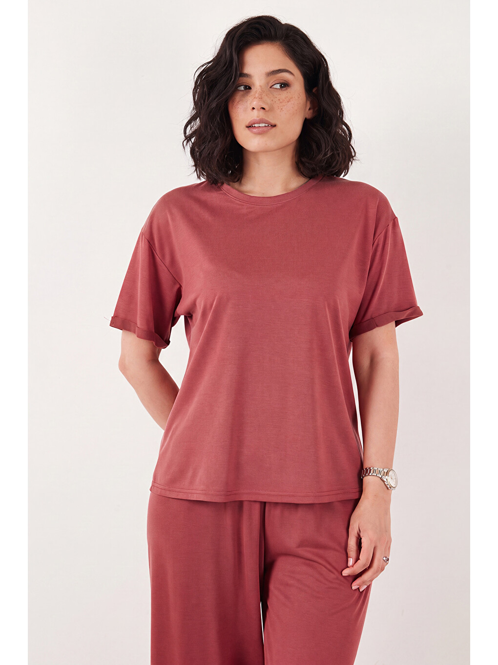 Kahverengi Yumuşak Dokulu Bisiklet Yaka Lastikli Bel Kısa Kollu Kadın Pijama Takımı 65720102-2