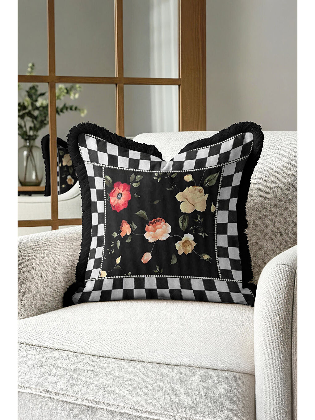 Karışık Zarif Çiçekli Saçaklı Yastık Kılıfı - Monokrom Bohem Siyah Püsküllü Kırlent Kılıfı-4