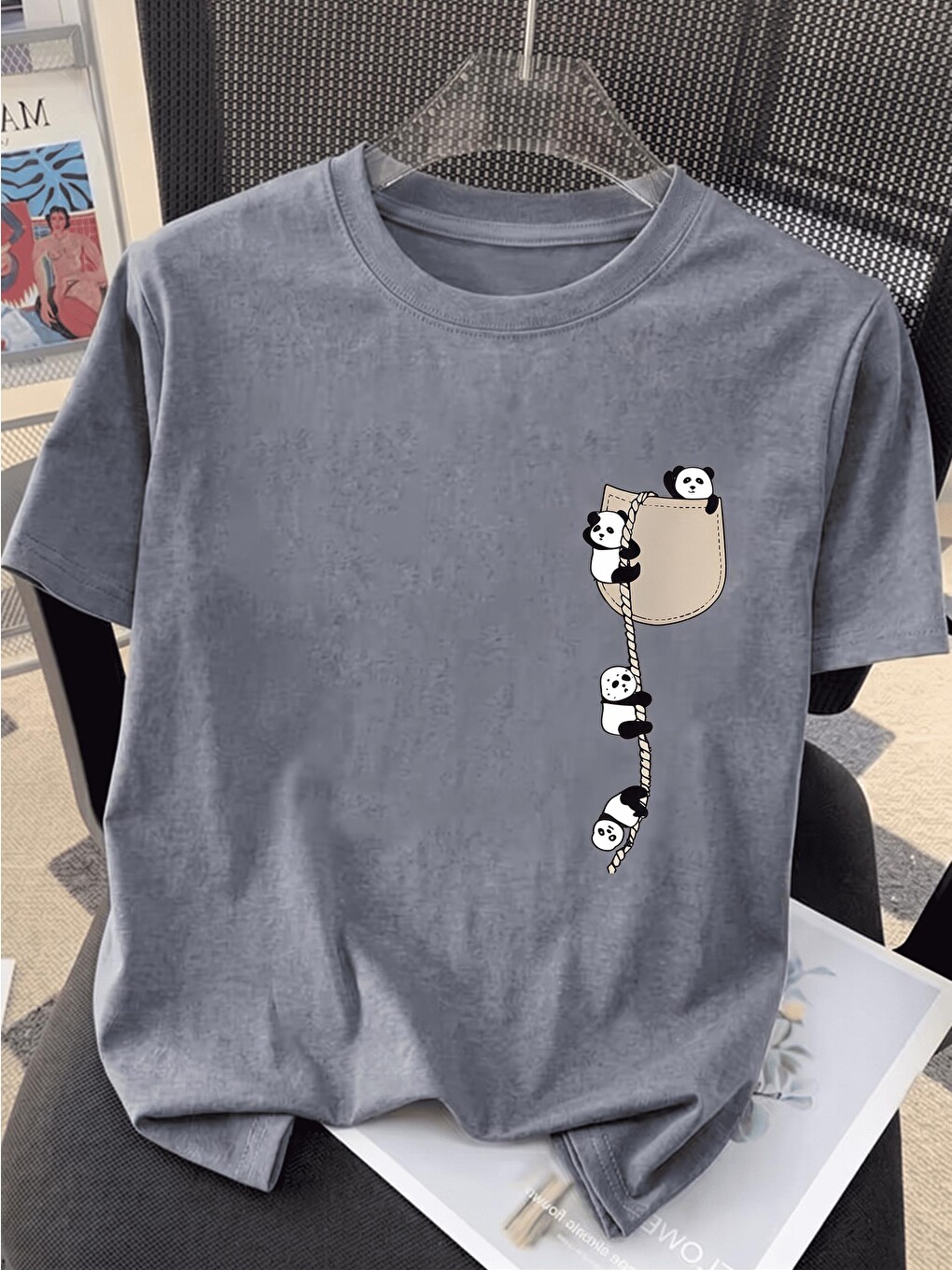 Gri Sevimli Panda Grafikli İpli Cep Detaylı Kısa Kollu Oversize Unisex Bisiklet Yaka Tişört