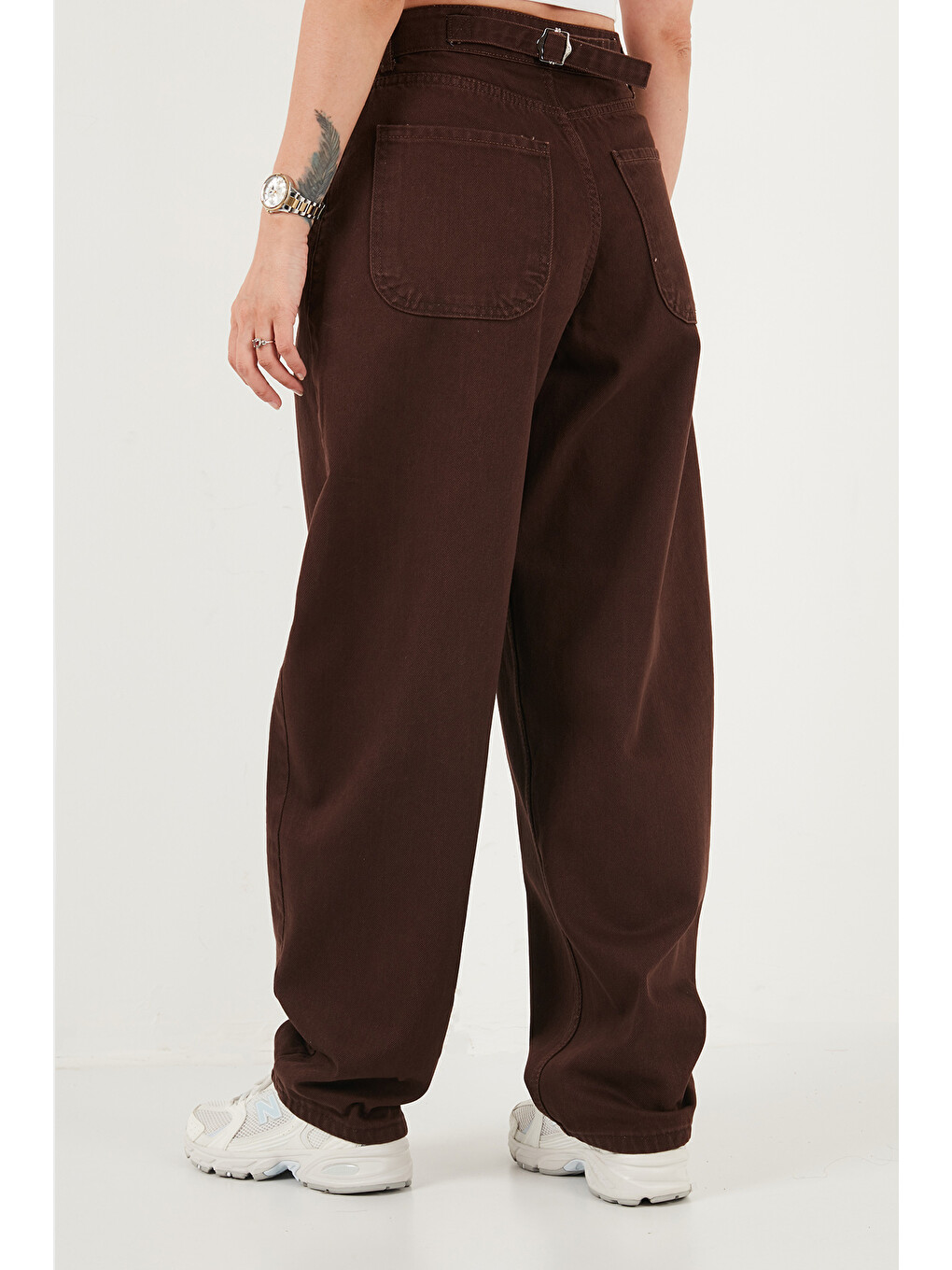 Kahverengi Pamuklu Yüksek Bel Daralan Paça Baggy Jean Pantolon 66930083-6