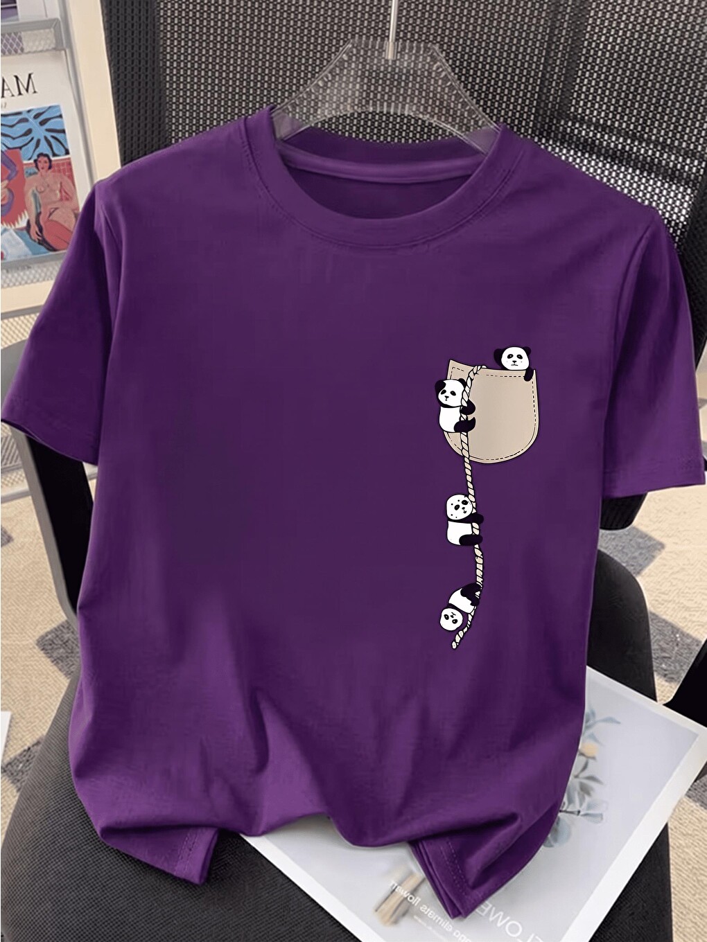 Mor Sevimli Panda Grafikli İpli Cep Detaylı Kısa Kollu Oversize Unisex Bisiklet Yaka Tişört