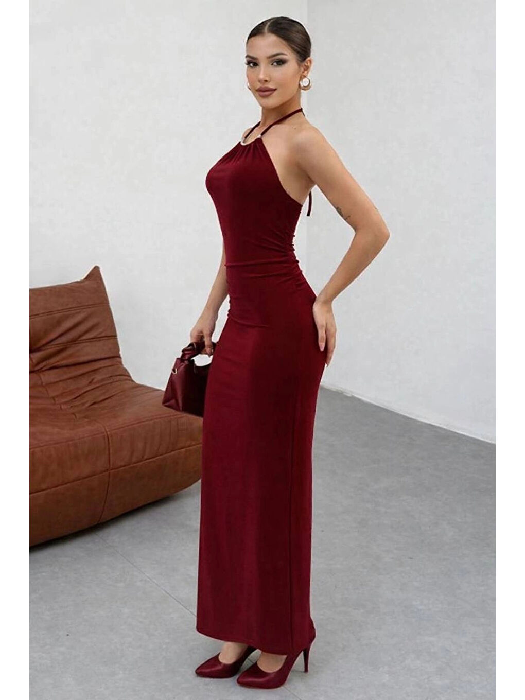 Kadın Bordo Aksesuarlı Lastikli Uzun Elbise 13956-3