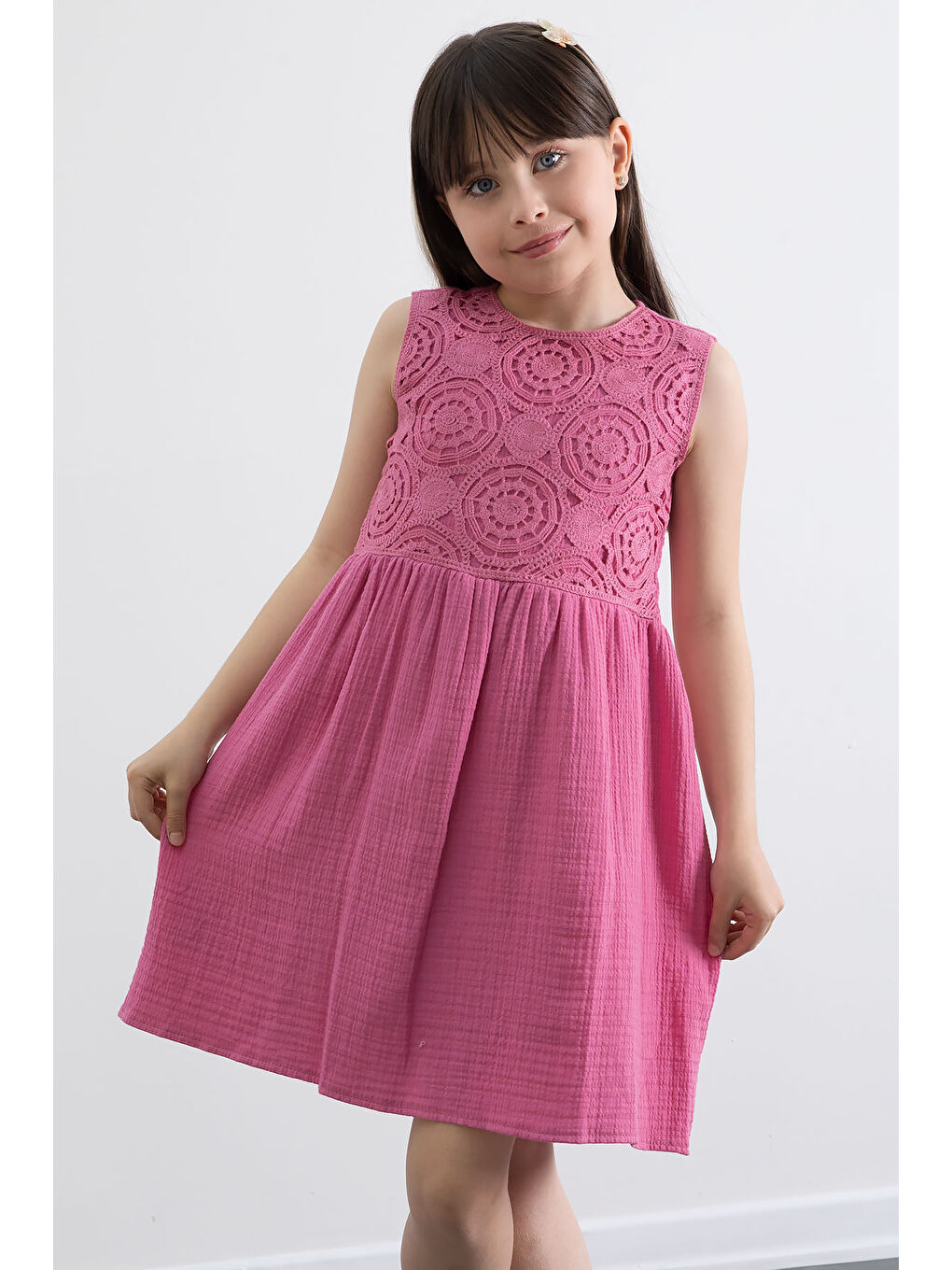 Fuşya Dantel İşlemeli Müslin Kız Çocuk Elbise 20777-2