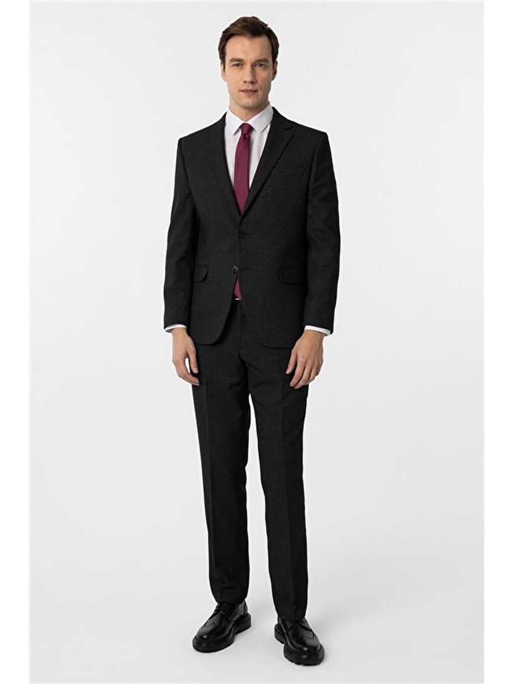 Siyah Regular Desenli Sivri Yaka 4 Drop Takım Elbise