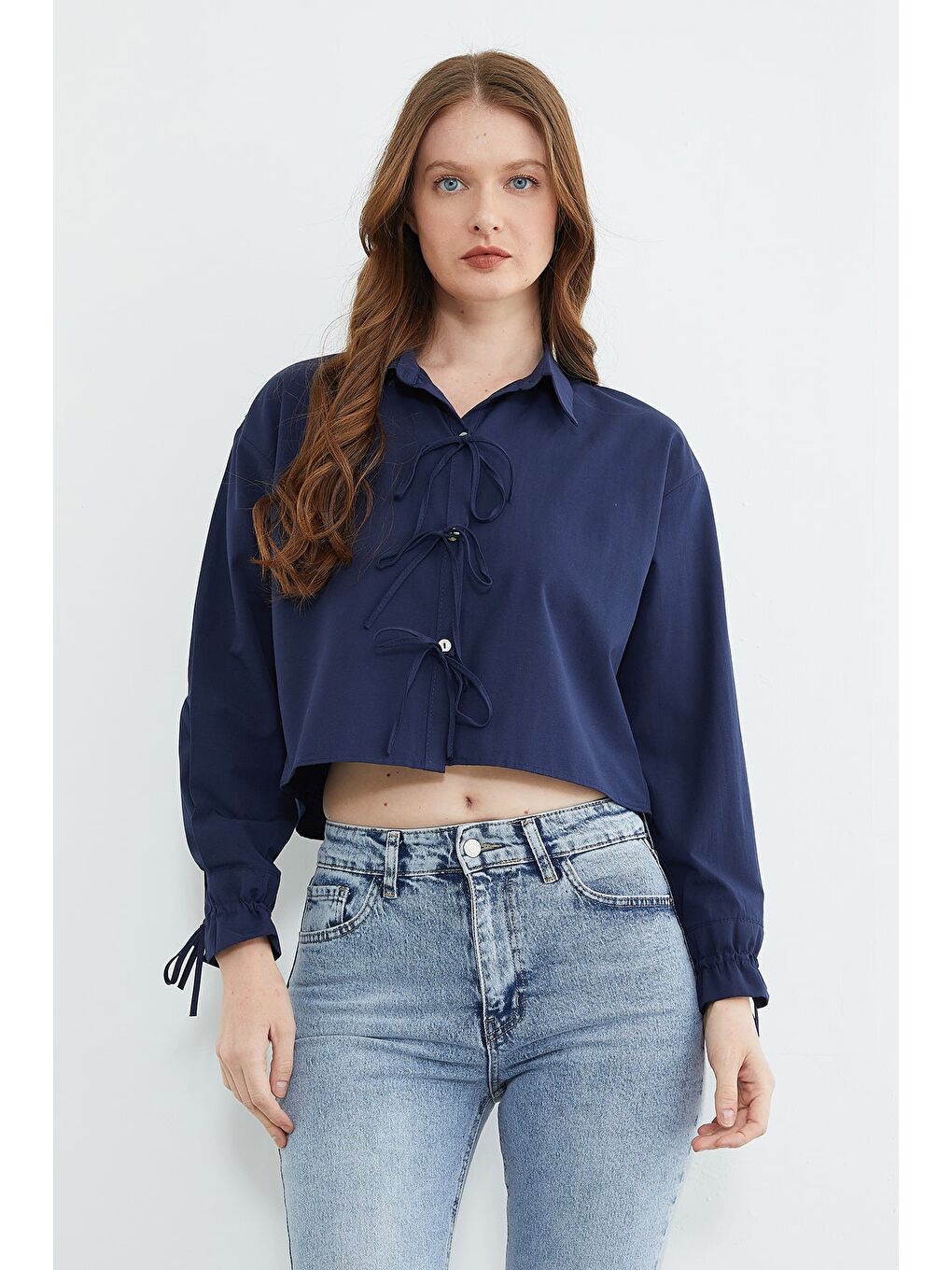 Lacivert Önü Bağlamalı Düğmeli Crop Gömlek-1