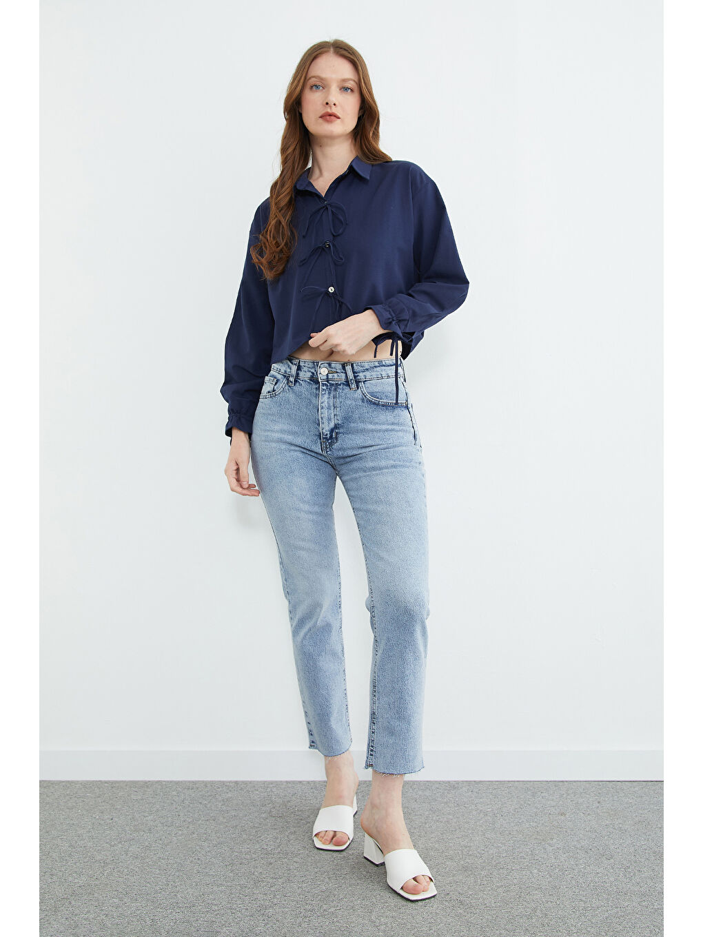 Lacivert Önü Bağlamalı Düğmeli Crop Gömlek-3
