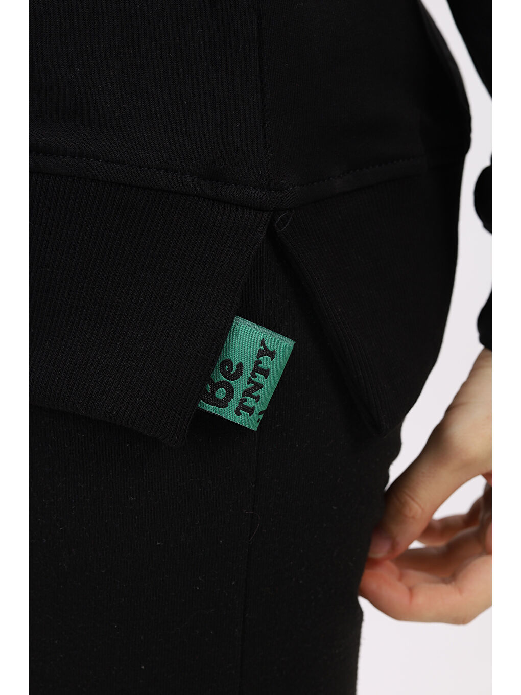 Siyah Kız Çocuk Nakışlı Sweatshirt-2