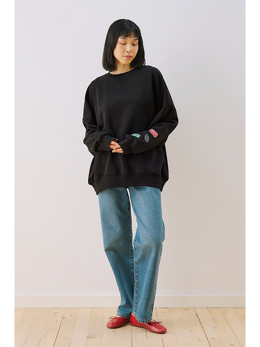 Oversıze Etiketli Sweatshırt Siyah-1