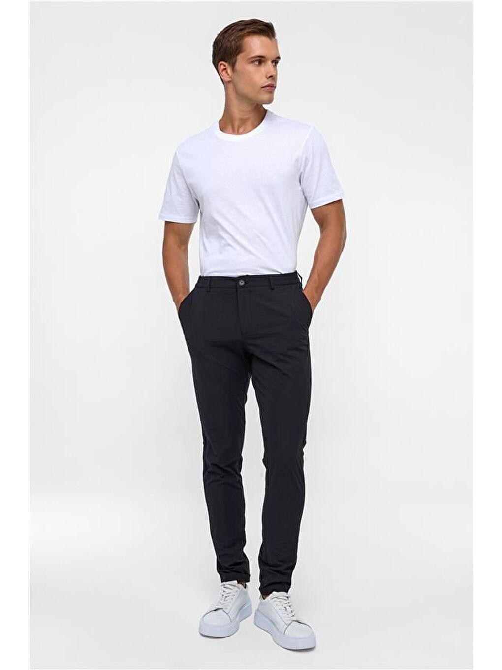 Siyah Slim Armürlü Jogger Pantolon