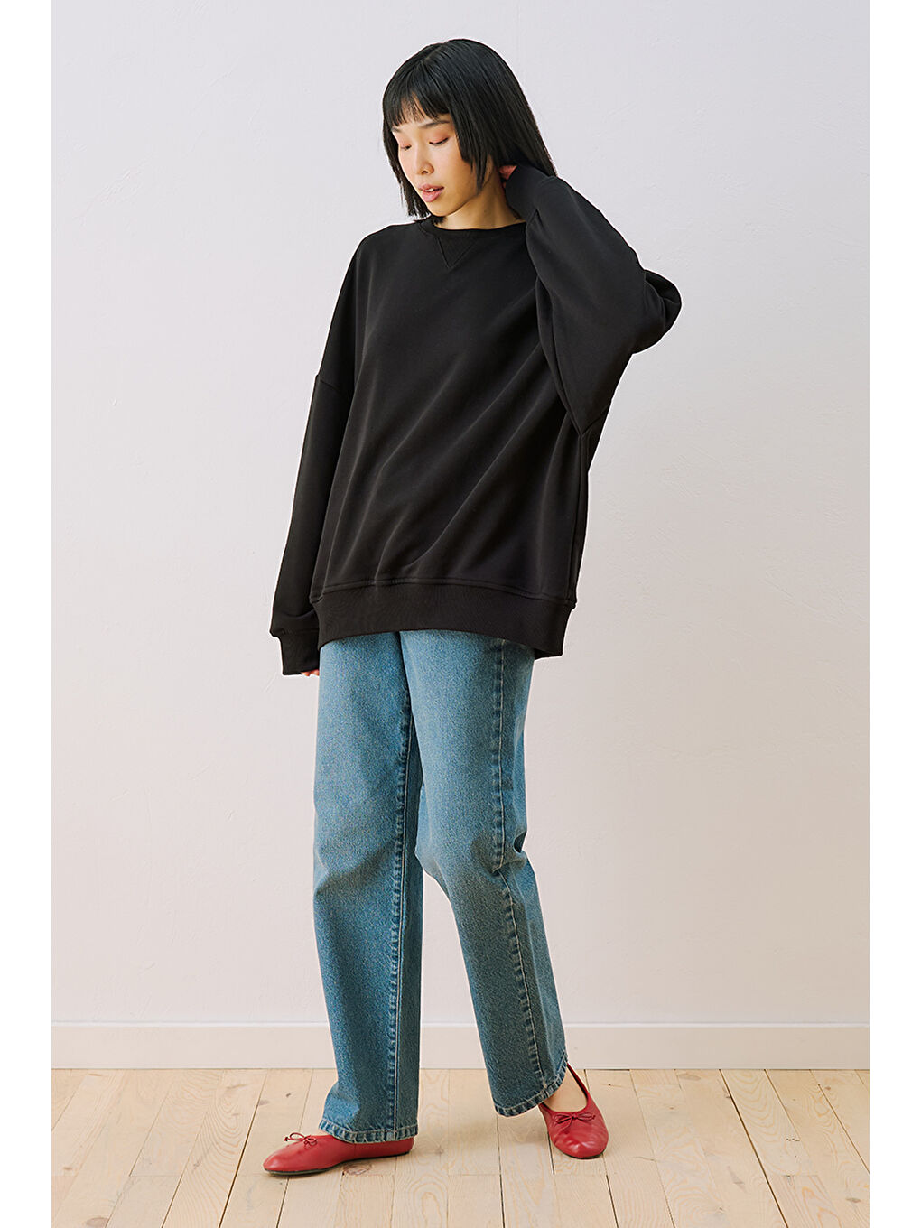 Oversıze Etiketli Sweatshırt Siyah-3