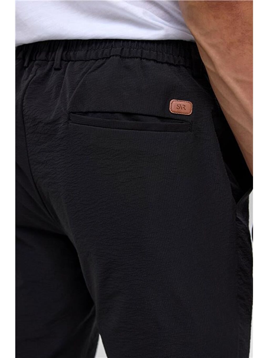 Siyah Slim Armürlü Jogger Pantolon-5