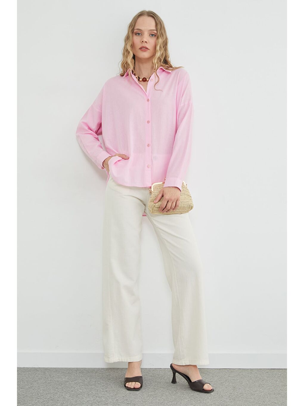 Pembe Basic Keten Görünümlü Oversize Gömlek-3
