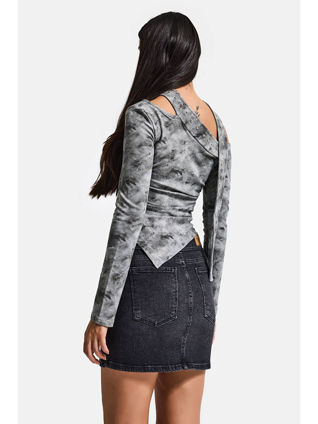 Kadın Gri w5 Asimetrik Kesim Özel Kumaş Tasarım Crop Top-2