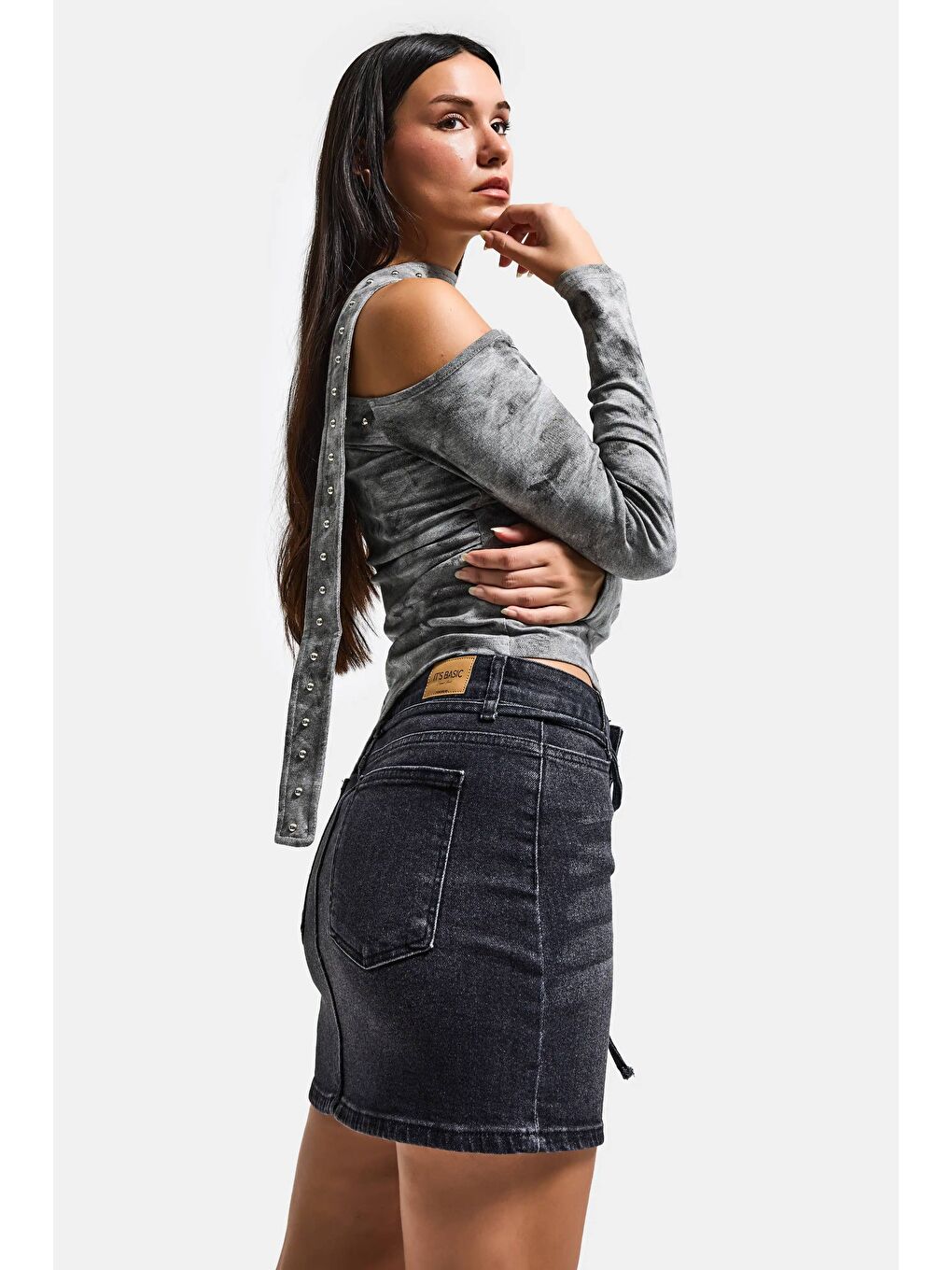 Kadın Gri w5 Asimetrik Kesim Özel Kumaş Tasarım Crop Top-5