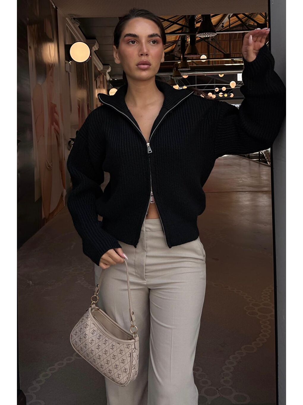 Siyah Fermuarlı Kadın Triko Hırka Mg2532-3