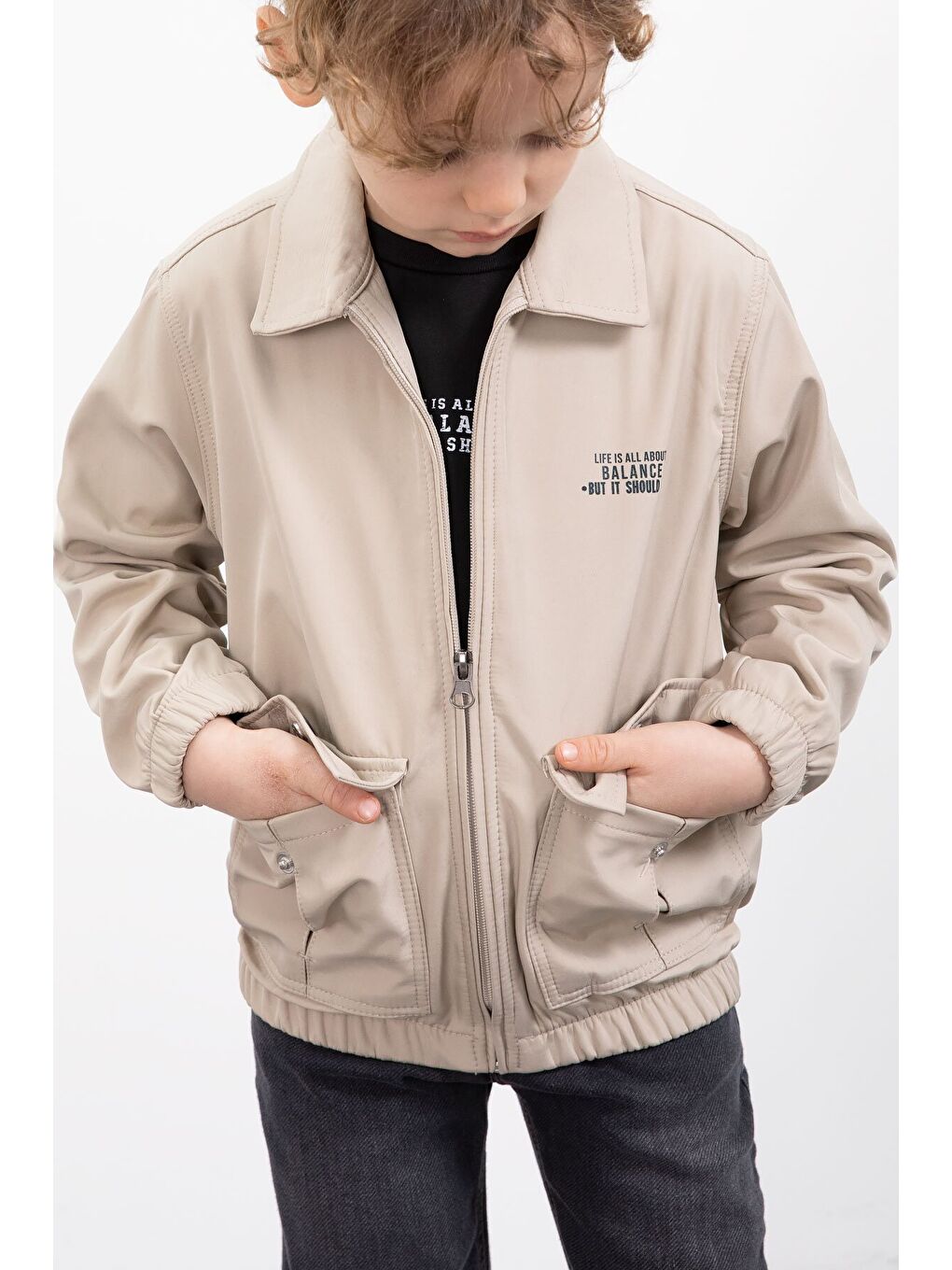 Bej Çıtçıt Cepli Ceketli Jean Pantolonlu Erkek Çocuk 3lü Takım 23386-4