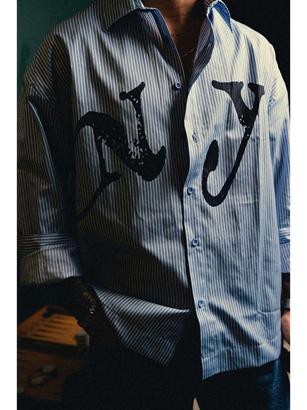 Erkek Oversize Çizgili Baskılı Gömlek Mavi-1