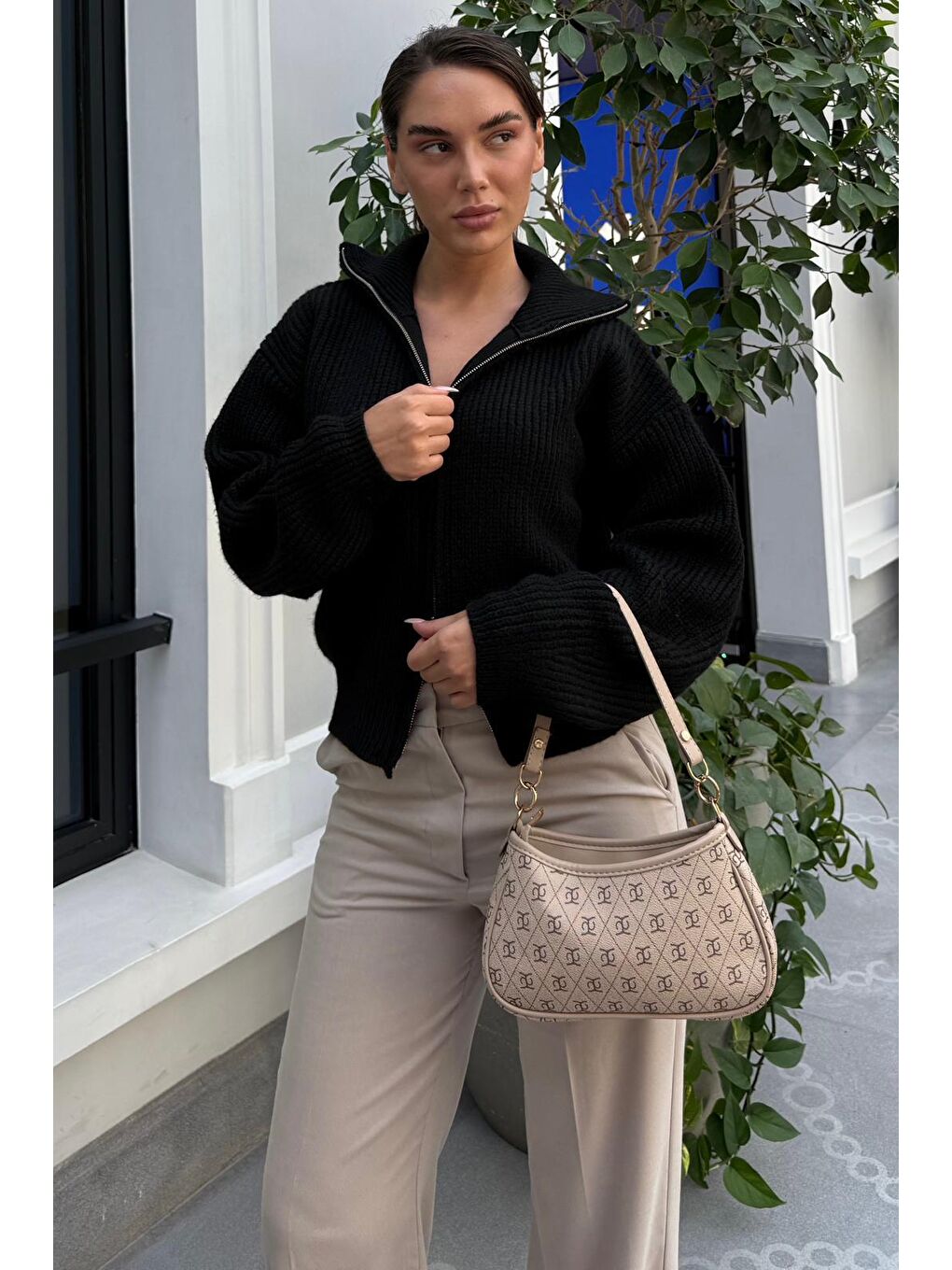 Siyah Fermuarlı Kadın Triko Hırka Mg2532-6